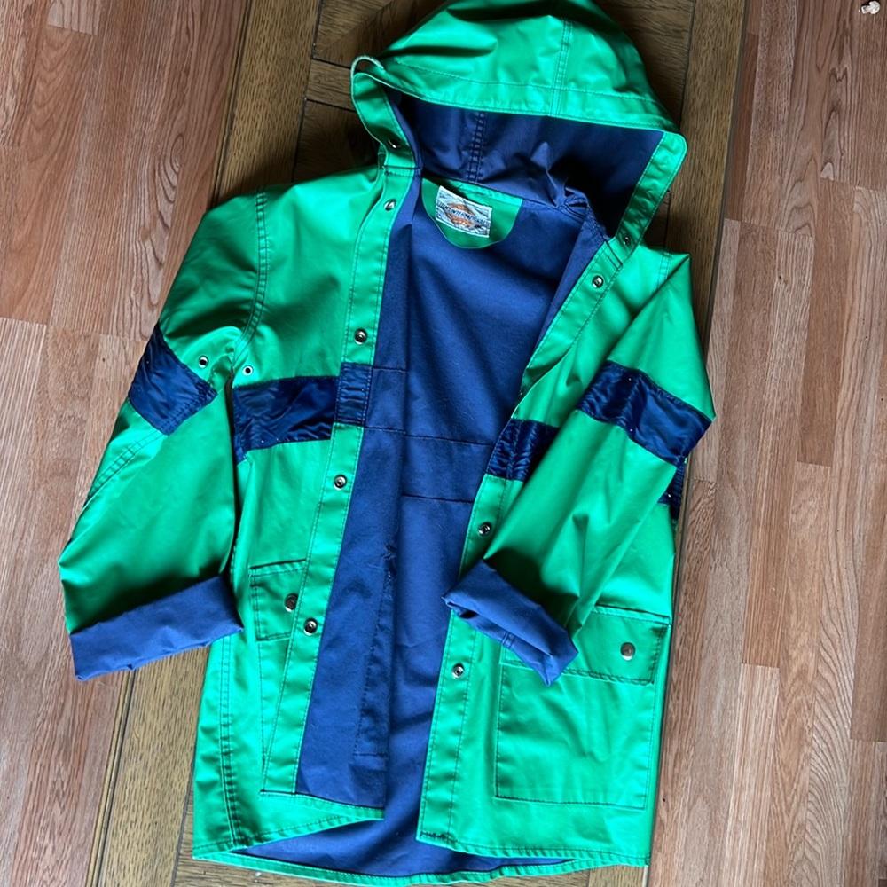 Heavy raincoat green and blue